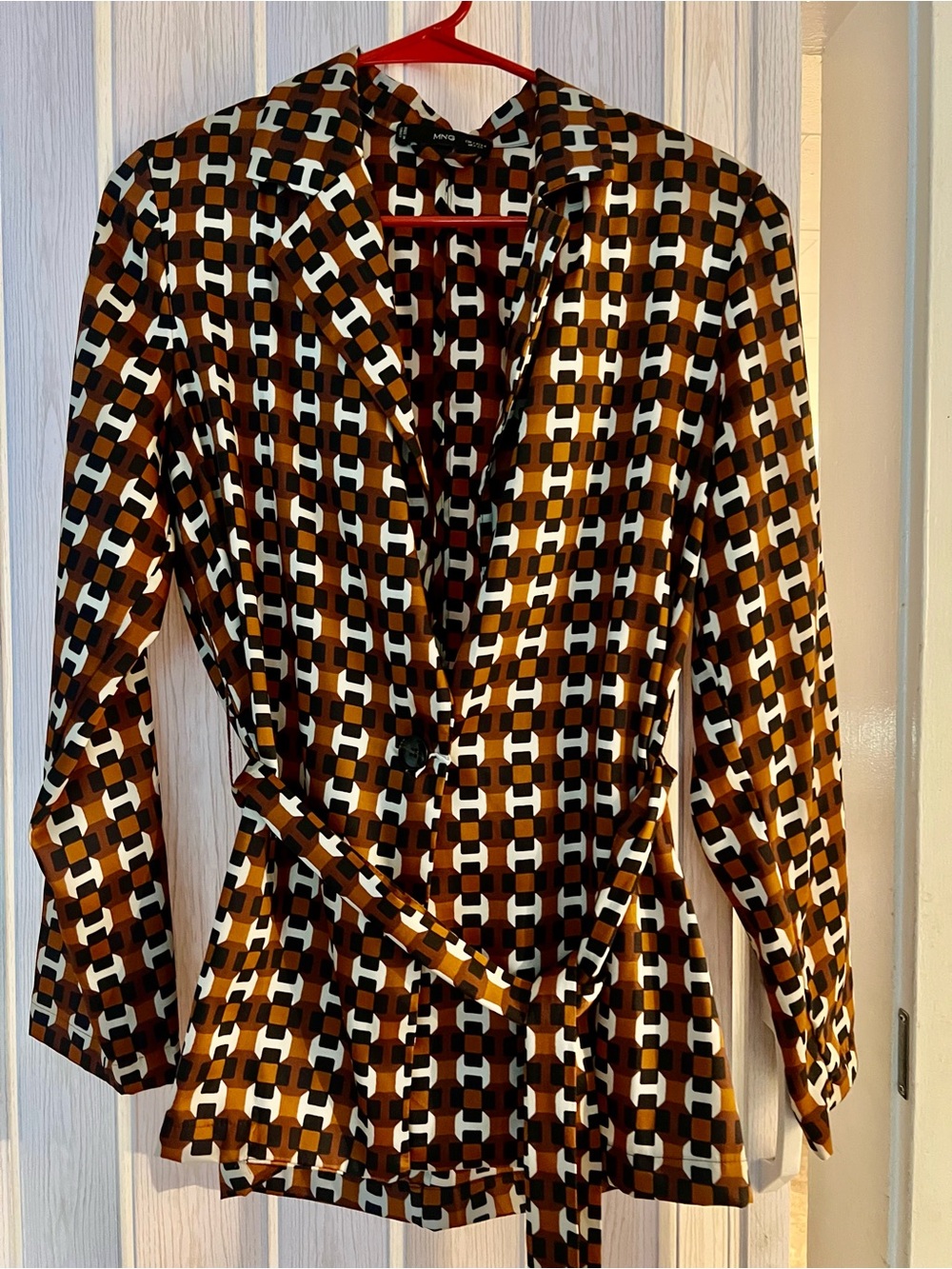 Women's Geometric-Print Blouse